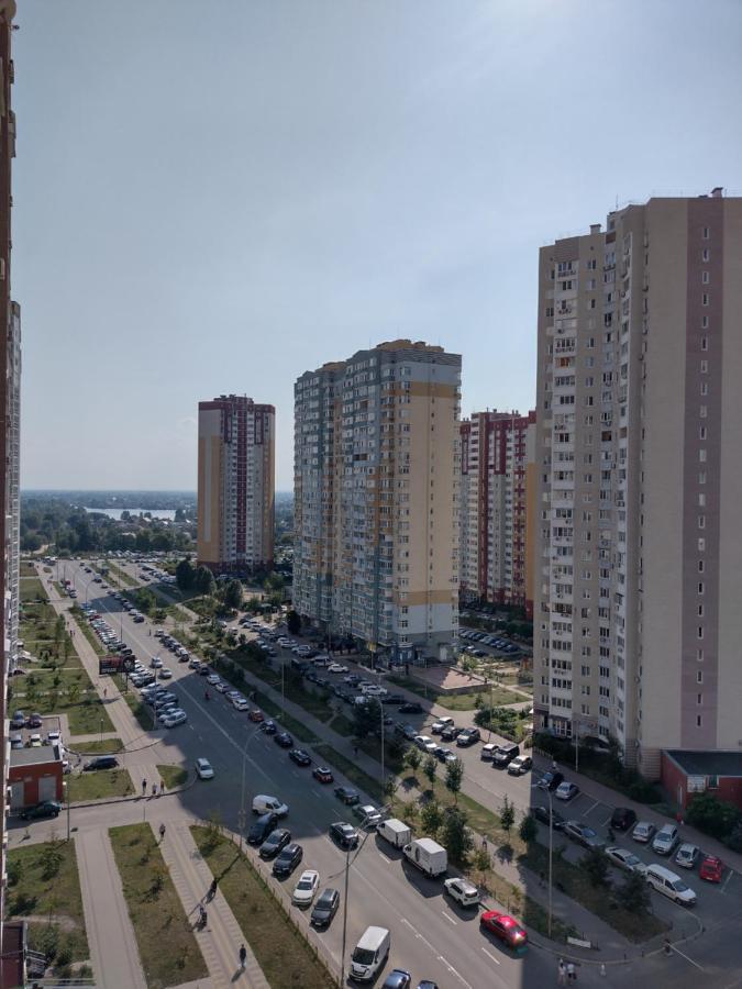 Appartamento Осокорки Русовой 3 Kiev Esterno foto